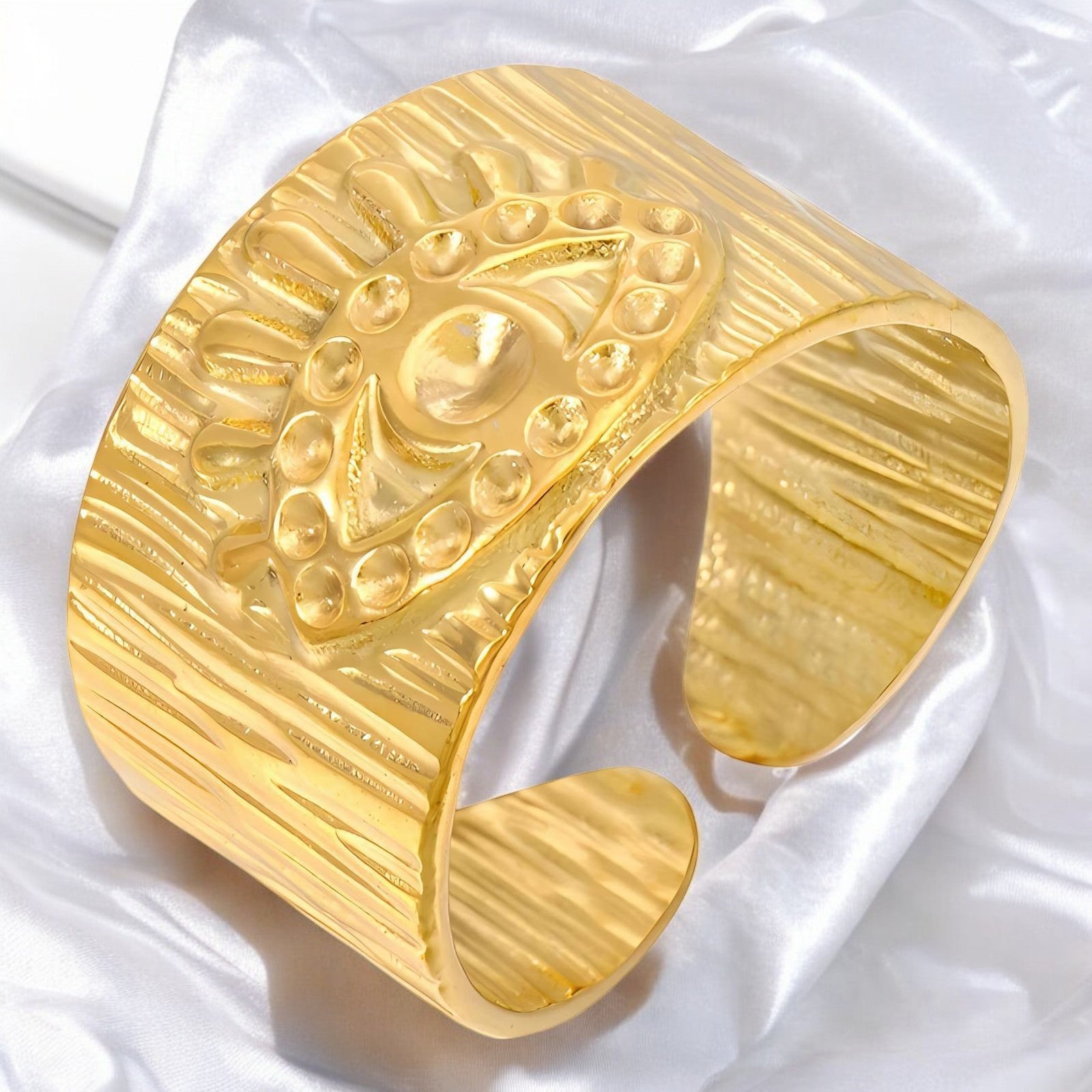 18K gold plated Stainless steel "Evil Eye" finger ring - zemarajewelry